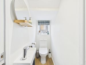 WC- click for photo gallery
